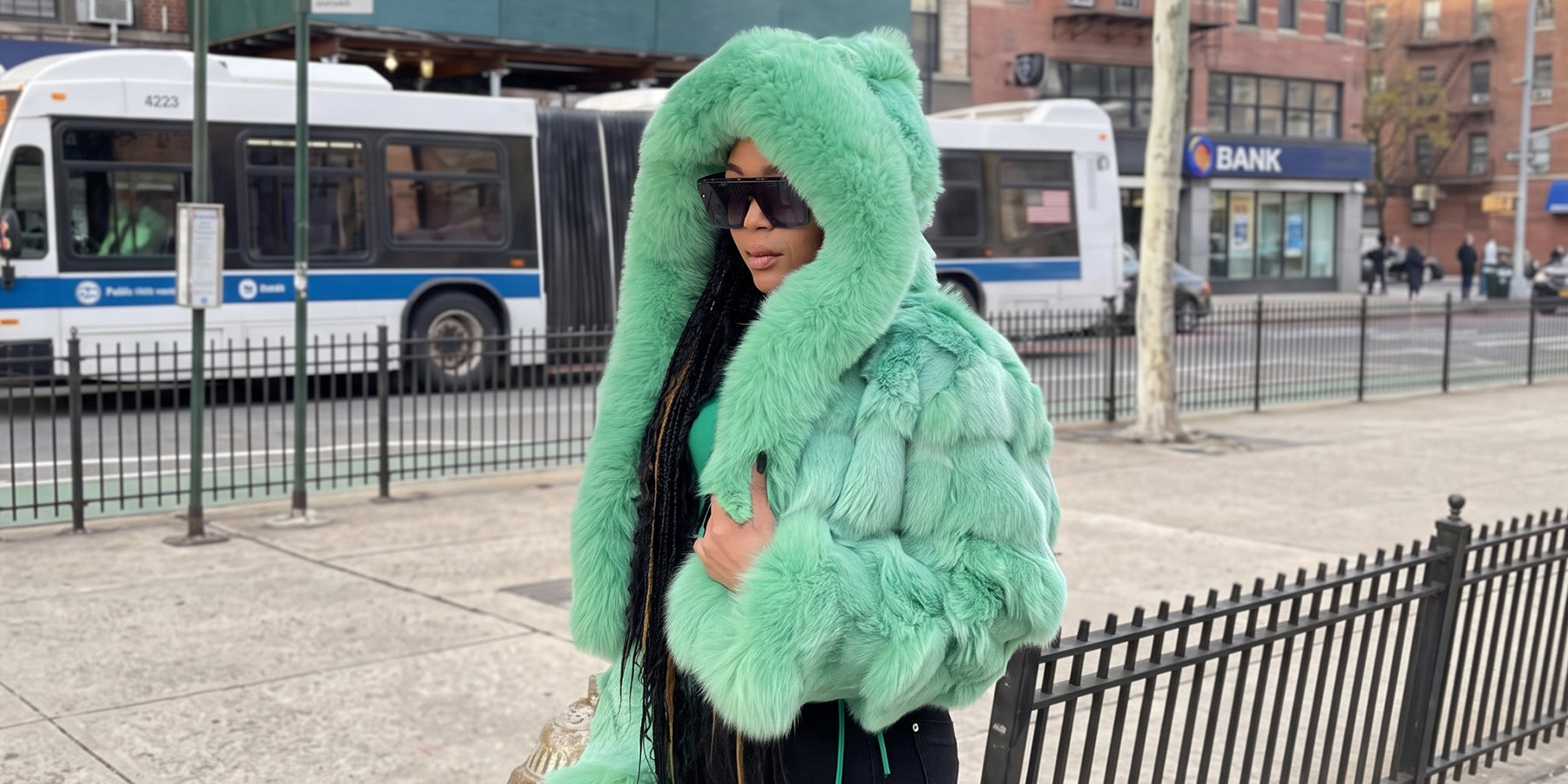 <span class="hostslide-heading">WOMEN FUR</span>