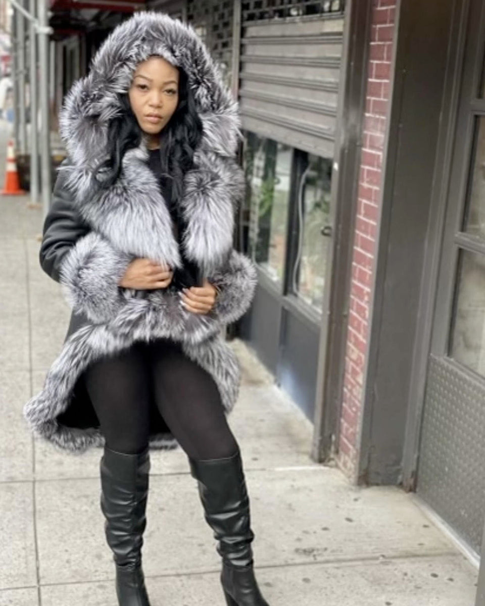 新品❁﻿ジルバイジルスチュアート フォックスファー付ロングダウンコート グレーS WOMEN SHEARLING- BLACK LONG LENGTH WITH SLIVER FOX FUR – DaRucci