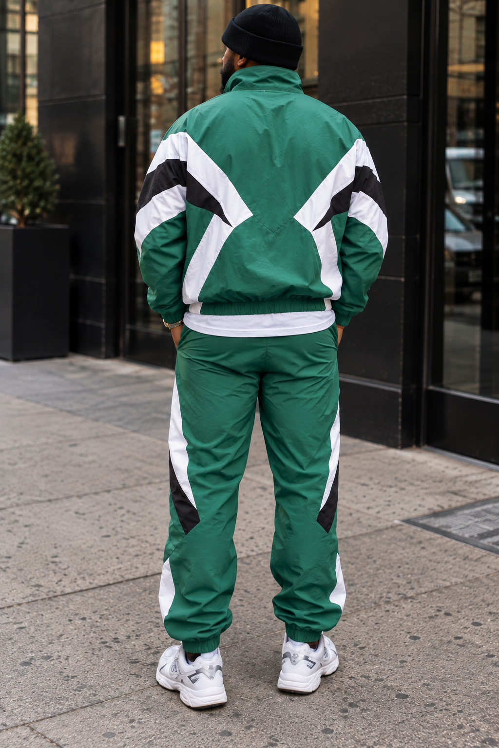 MEN WINDBREAKER- GREEN/BLACK/WHITE