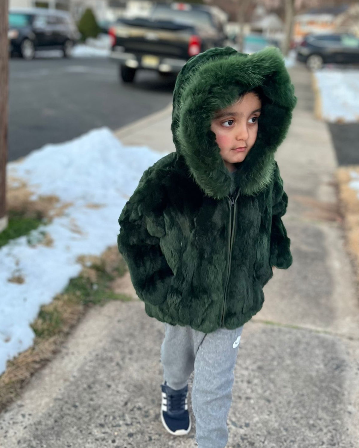 KIDS- HUNTER GREEN FUR WITH HOOD