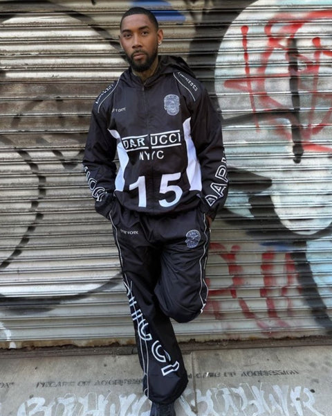 MEN WINDBREAKER- BLACK & WHITE