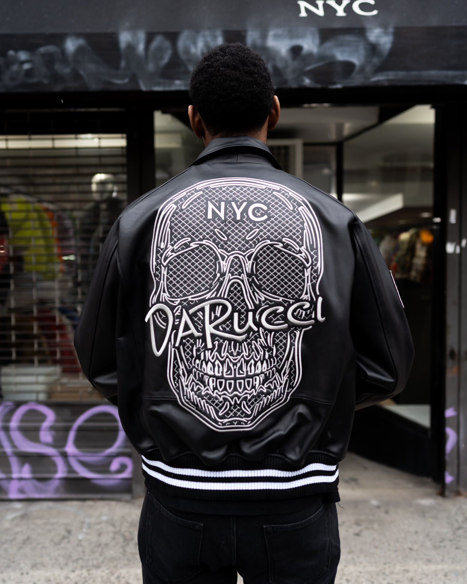 DARUCCI SIGNATURE- BLACK LEATHER (SKULL)