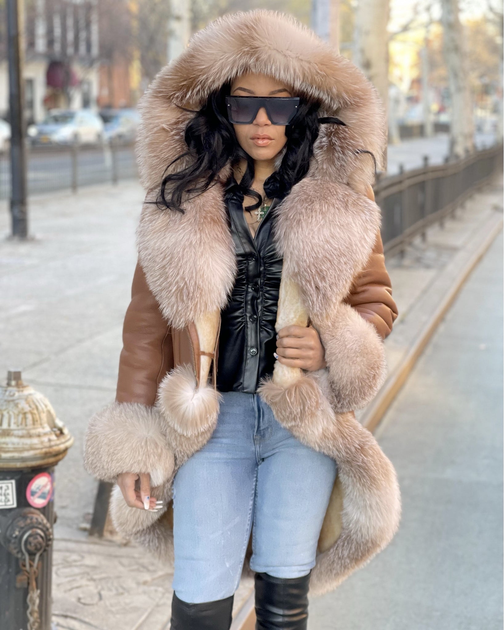 WOMEN SHEARLING- 3/4 LONG BLACK SHEARLING WITH SLIVER FOX FUR AND HOOD –  DaRucci Leather