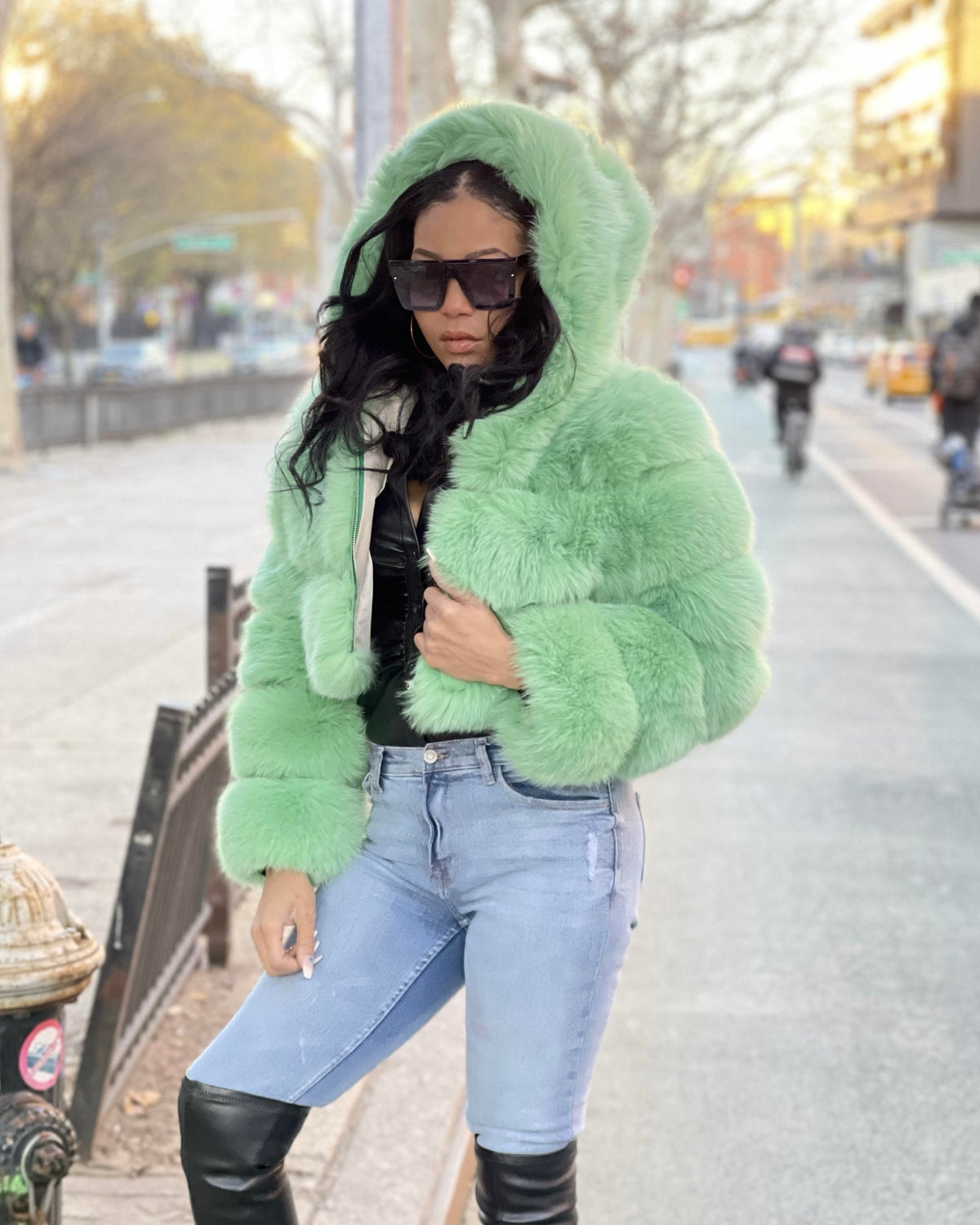 WOMEN CROP TOP- GREEN FOX FUR WITH HOOD