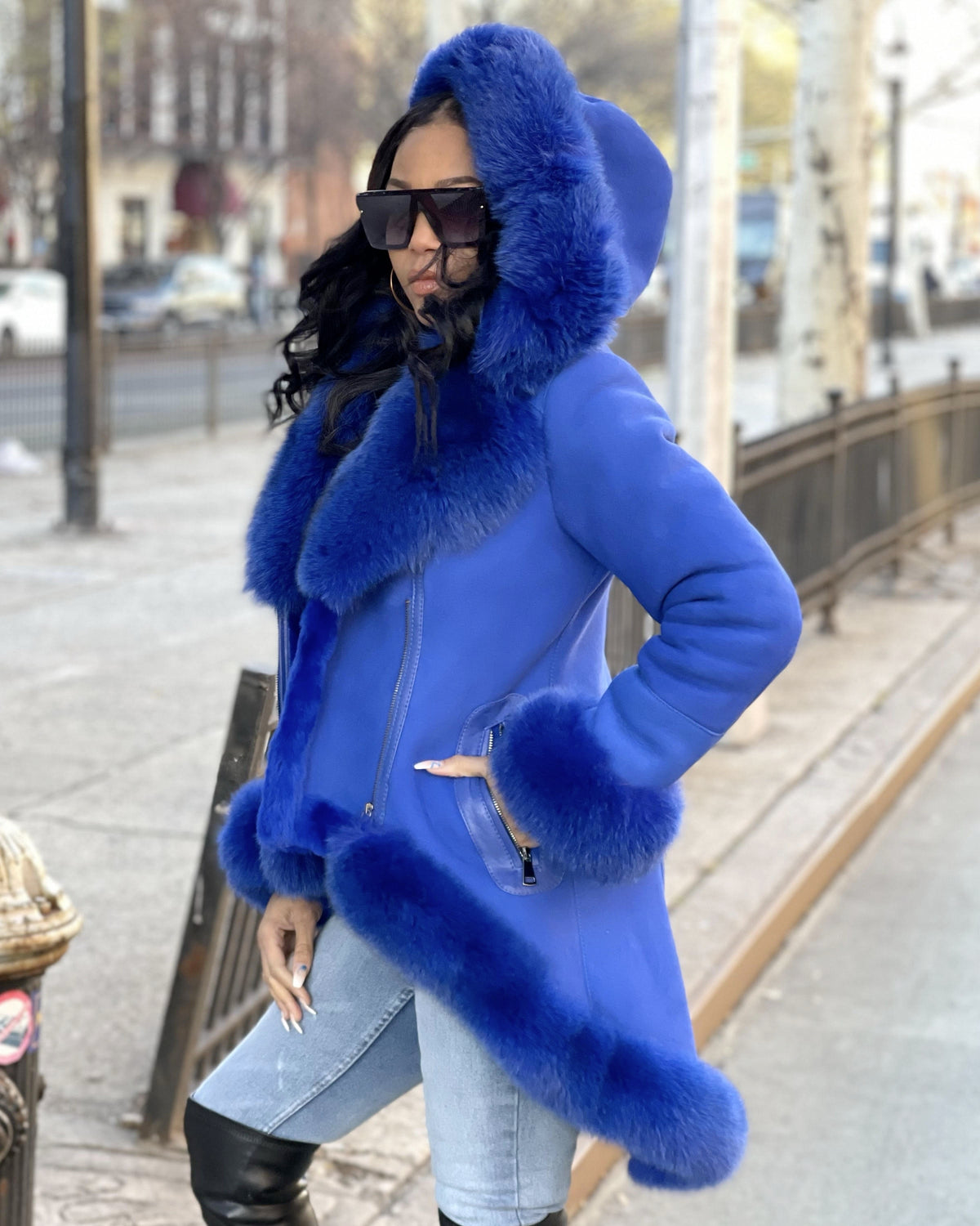 WOMEN SHEARLING- ROYAL BLUE LONG LENGTH WITH BLUE FOX FUR