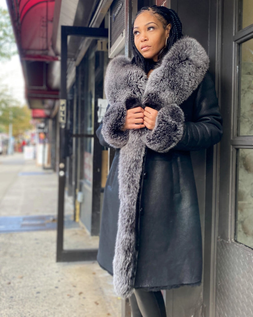 WOMEN SHEARLING- 3/4 LONG BLACK SHEARLING WITH SLIVER FOX FUR AND HOOD