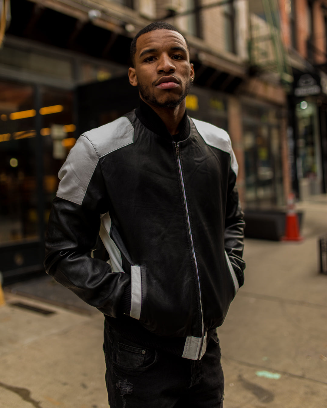 MEN LIGHT WEIGHT JACKET- BLACK AND WHITE