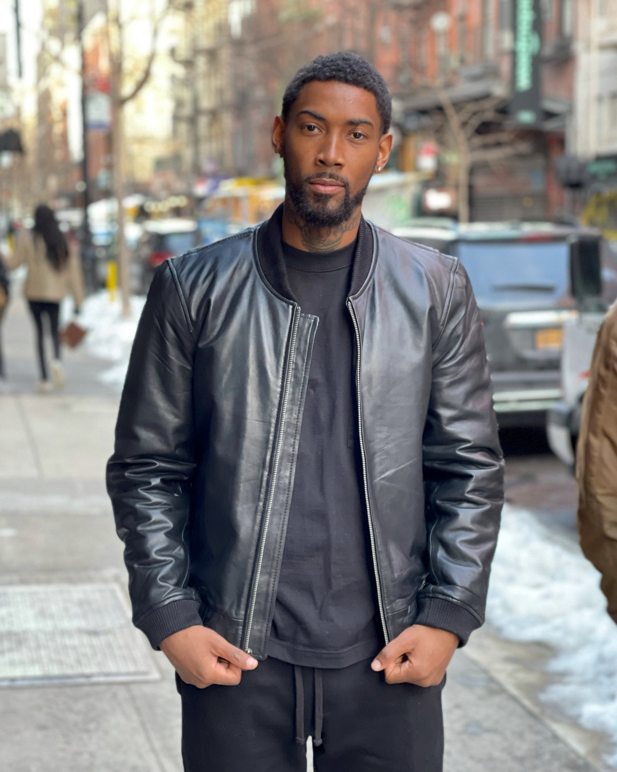 MEN LIGHT WEIGHT JACKET- BLACK