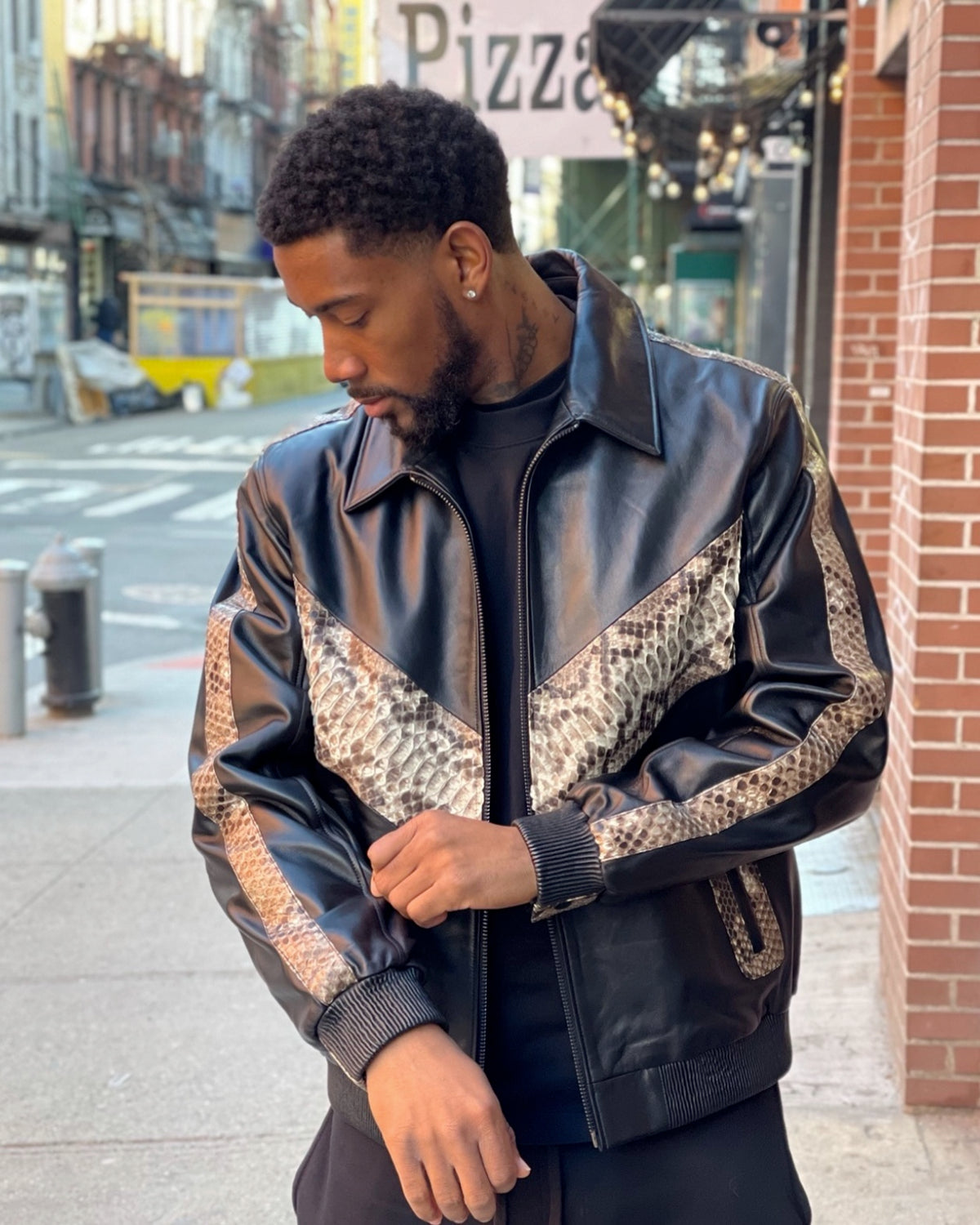 MEN - BLACK WITH NATURAL COLOR PYTHON TRIM