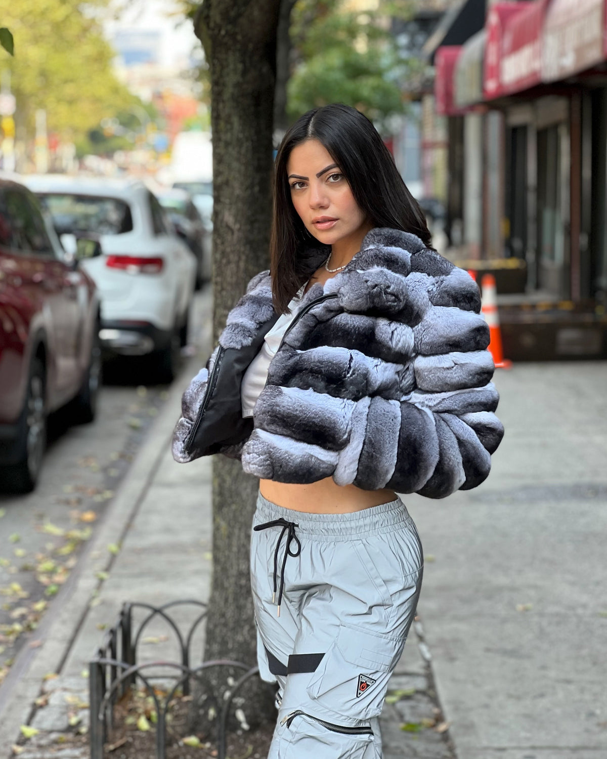 WOMEN -  NATURAL CROP TOP CHINCHILLA