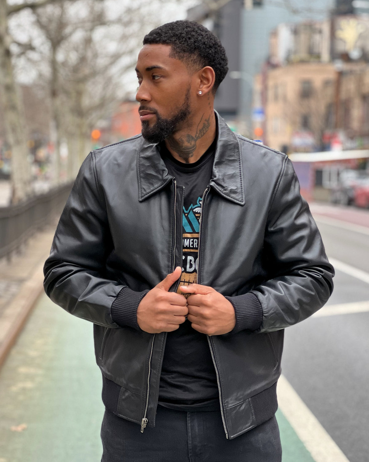 MEN LIGHT WEIGHT JACKET- BLACK WITH COLLAR